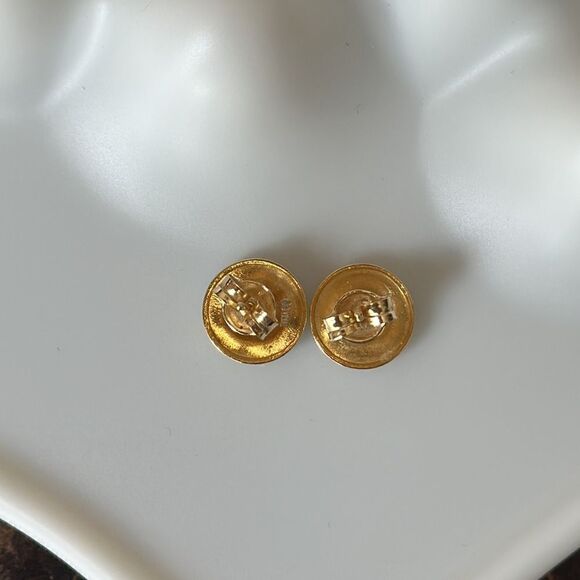 18K Stamped Real Gold Two Toned Gold Ribbed Circle Stud Earrings - Picture 4 of 6